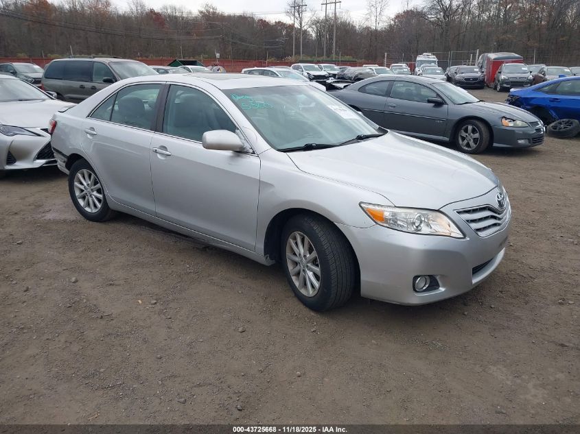 TOYOTA CAMRY XLE V6