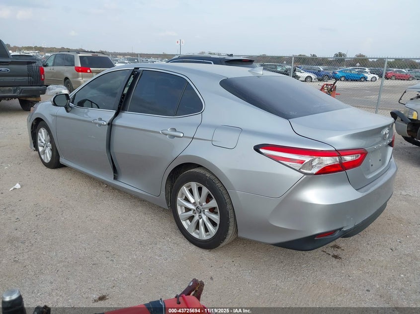 4T1B11HK3KU842498 2019 TOYOTA CAMRY photo no. 3