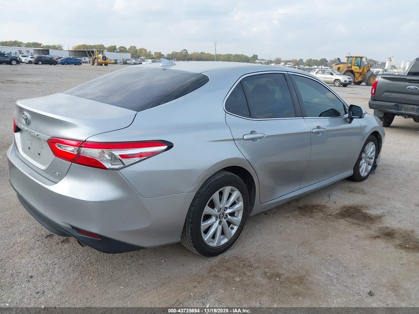 4T1B11HK3KU842498 2019 TOYOTA CAMRY photo no. 4
