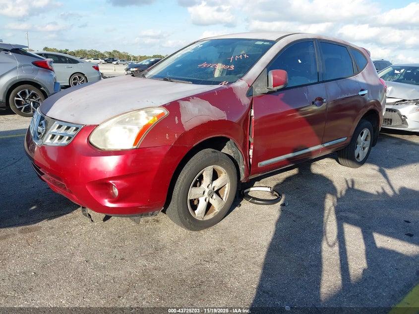 JN8AS5MT2DW552879 2013 NISSAN ROGUE photo no. 2