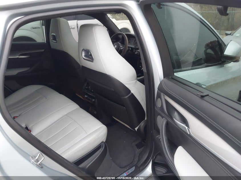 2015 BMW X6 M VIN: 5YMKW8C56F0R42728 Lot: 43725705