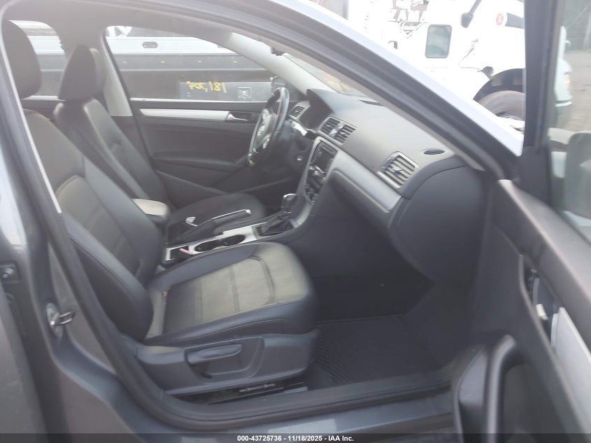 1VWBN7A35DC146164 2013 VOLKSWAGEN PASSAT photo no. 5