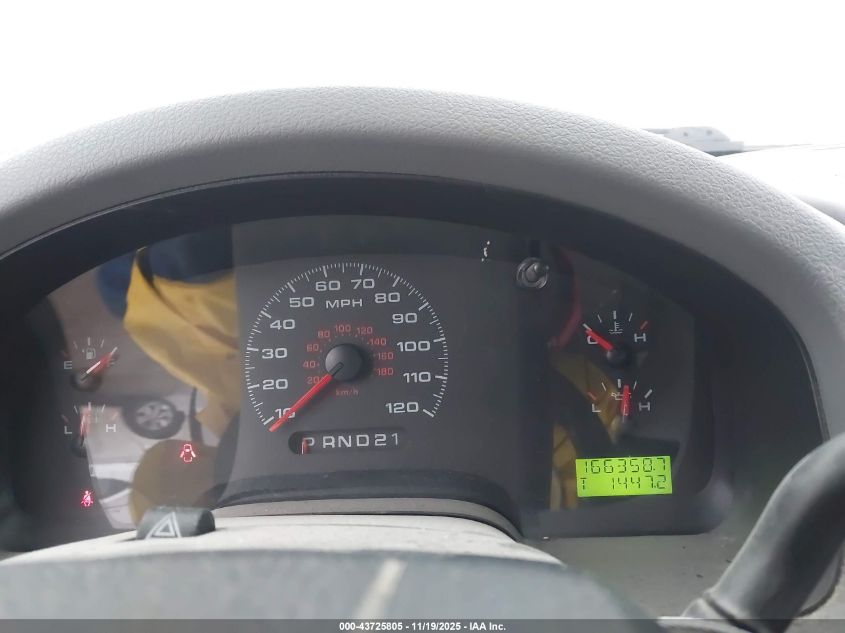 2007 Ford F-150 Stx/Xl/Xlt VIN: 1FTRX12W67KC74179 Lot: 43725805