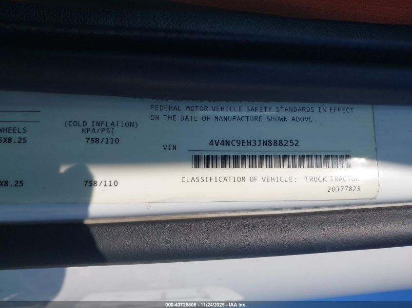 2018 Volvo Vnl VIN: 4V4NC9EH3JN888252 Lot: 43725808