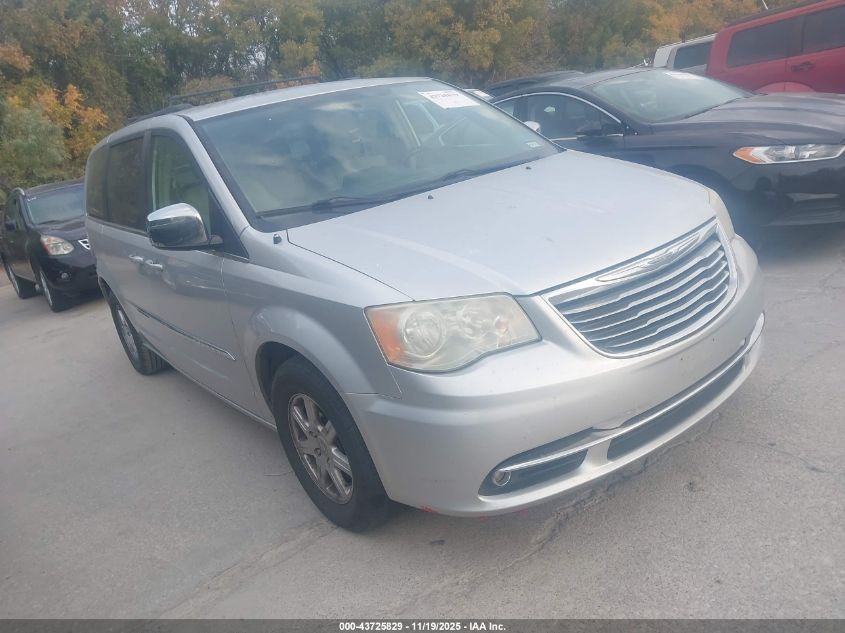 CHRYSLER TOWN & COUNTRY TOURING-L