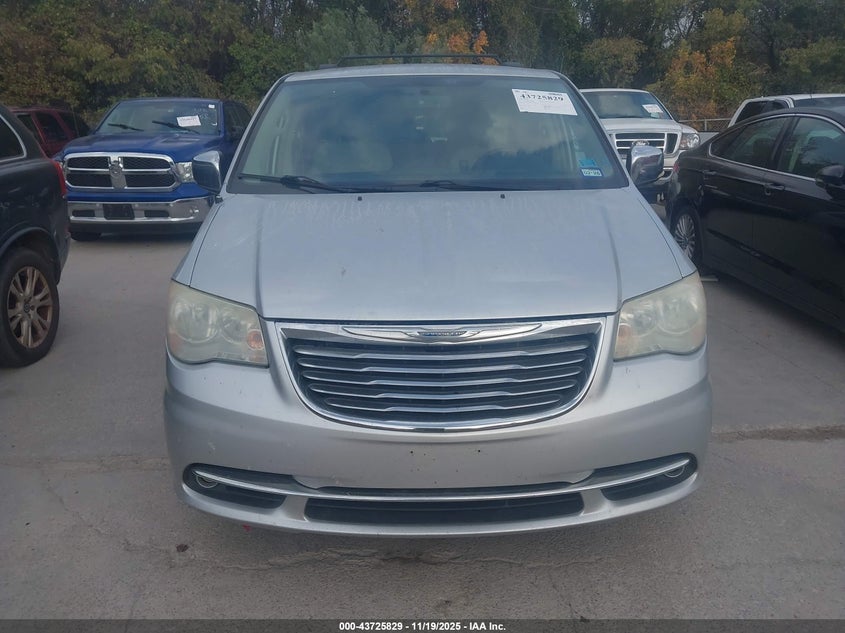 2011 Chrysler Town & Country Touring-L VIN: 2A4RR8DG1BR694753 Lot: 43725829