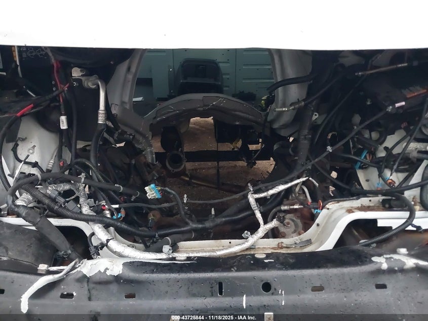 2018 Chevrolet Express 2500 Work Van VIN: 1GCWGAFP4J1311555 Lot: 43725844