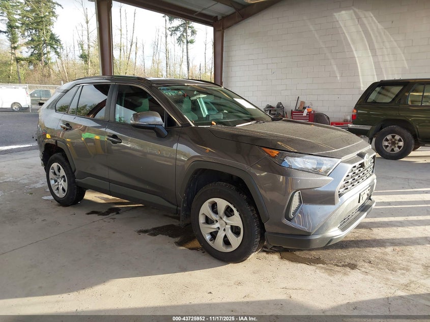 TOYOTA RAV4 LE