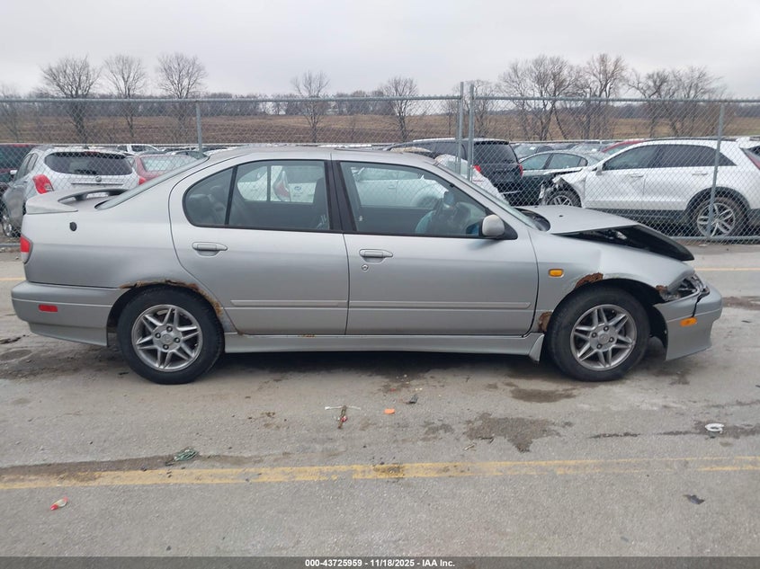 2000 Infiniti G20 Luxury/Touring VIN: JNKCP11A1YT307739 Lot: 43725959