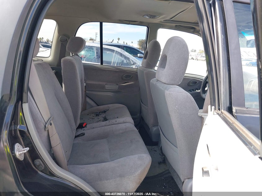 2004 Suzuki Grand Vitara Ex/Lx VIN: JS3TE62V844100437 Lot: 43726070