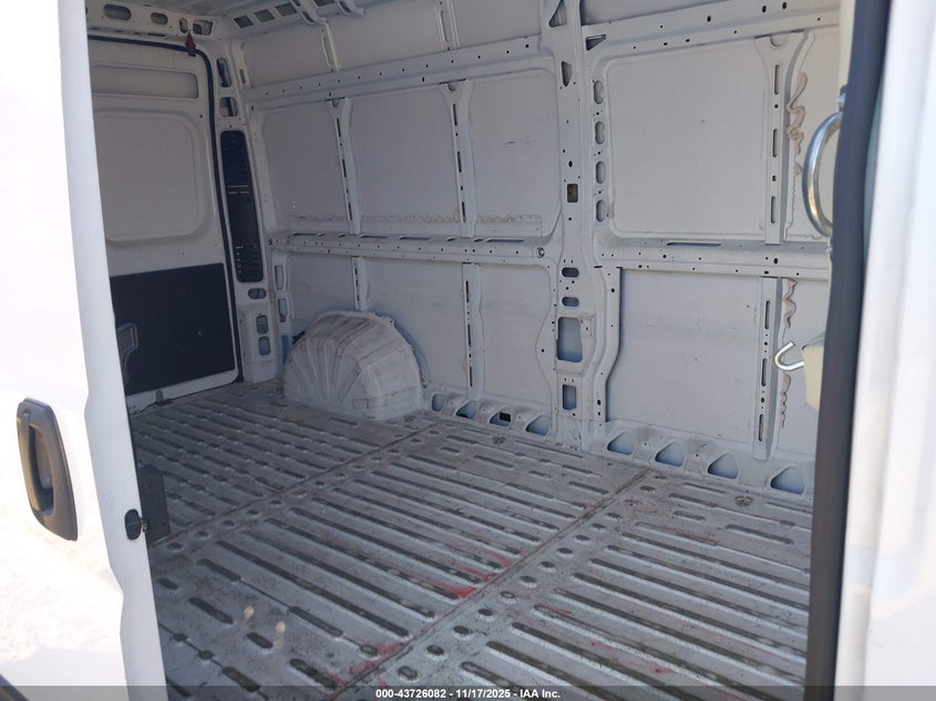 2023 Ram Promaster 2500 High Roof 159 Wb VIN: 3C6LRVDG1PE582481 Lot: 43726082