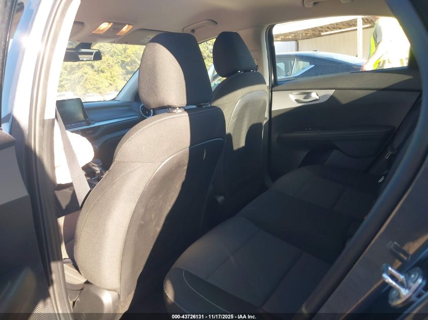 2023 Kia Forte Lxs VIN: 3KPF24AD9PE619243 Lot: 43726131