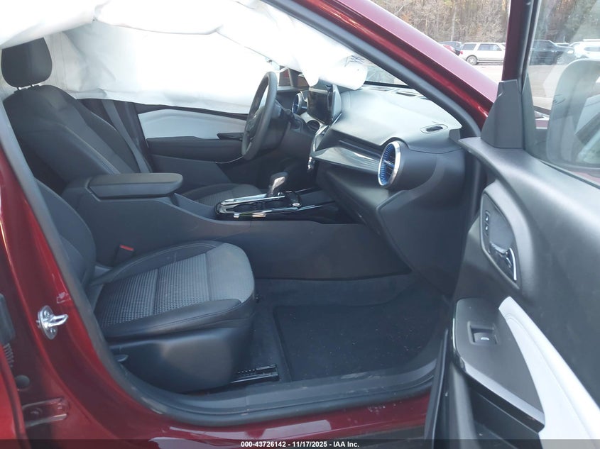 KL77LHEP7SC161941 2025 CHEVROLET TRAX photo no. 5