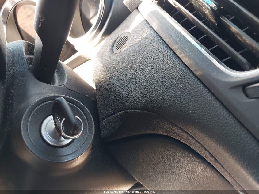 2008 Cadillac Cts Standard VIN: 1G6DF577580137711 Lot: 43726191