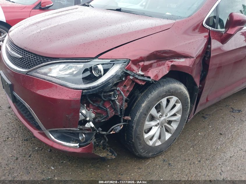 2018 Chrysler Pacifica Touring Plus VIN: 2C4RC1FG4JR154307 Lot: 43726210