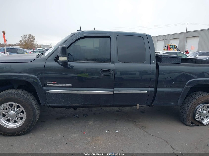 2003 GMC Sierra 2500Hd Slt VIN: 1GTHK29153E180068 Lot: 43726230