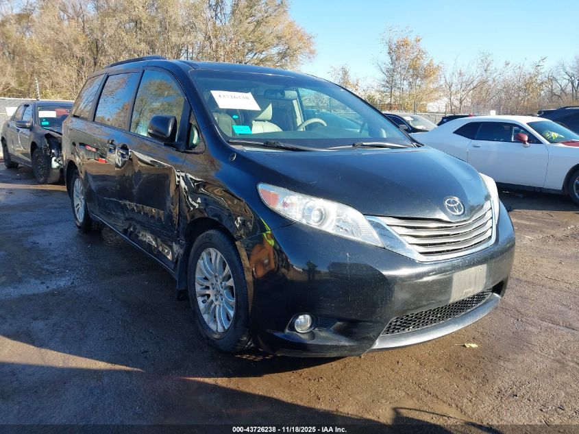 TOYOTA SIENNA XLE V6 8 PASSENGER