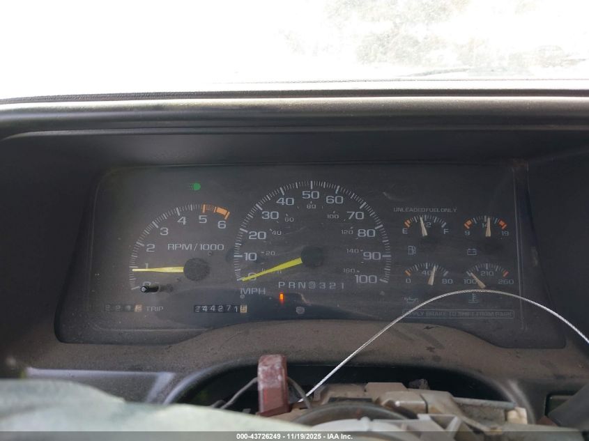 1996 Chevrolet Gmt-400 C1500 VIN: 1GCEC14W7TZ223377 Lot: 43726249