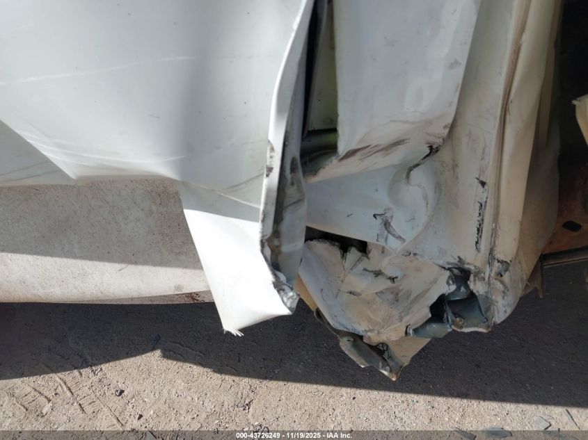 1996 Chevrolet Gmt-400 C1500 VIN: 1GCEC14W7TZ223377 Lot: 43726249