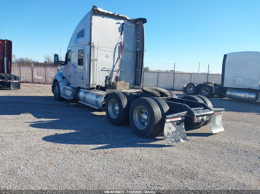 2020 Kenworth Construction T680