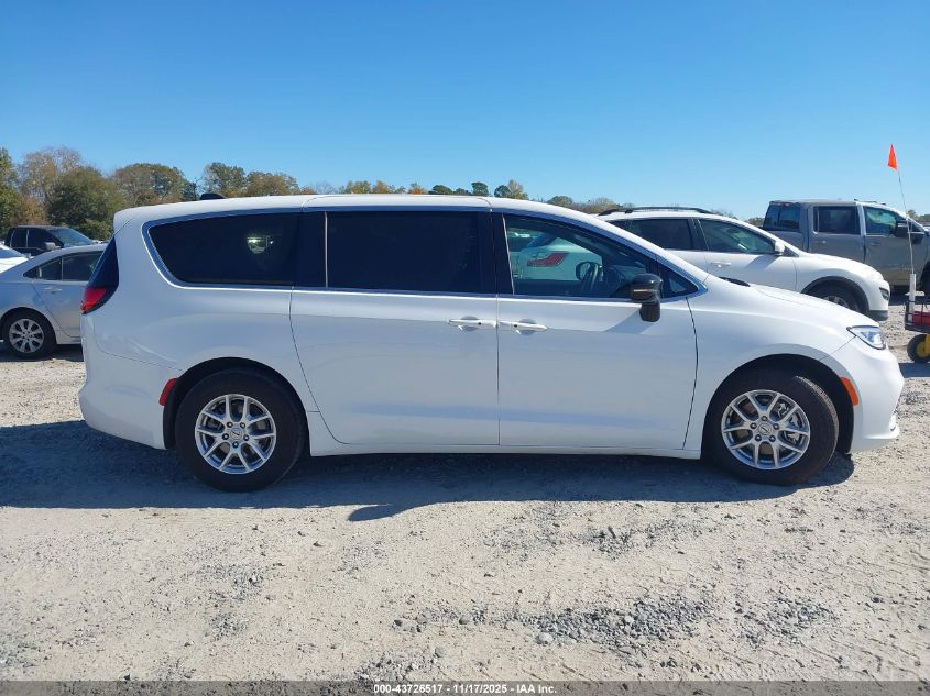 2025 Chrysler Pacifica Select VIN: 2C4RC1BG3SR552714 Lot: 43726517