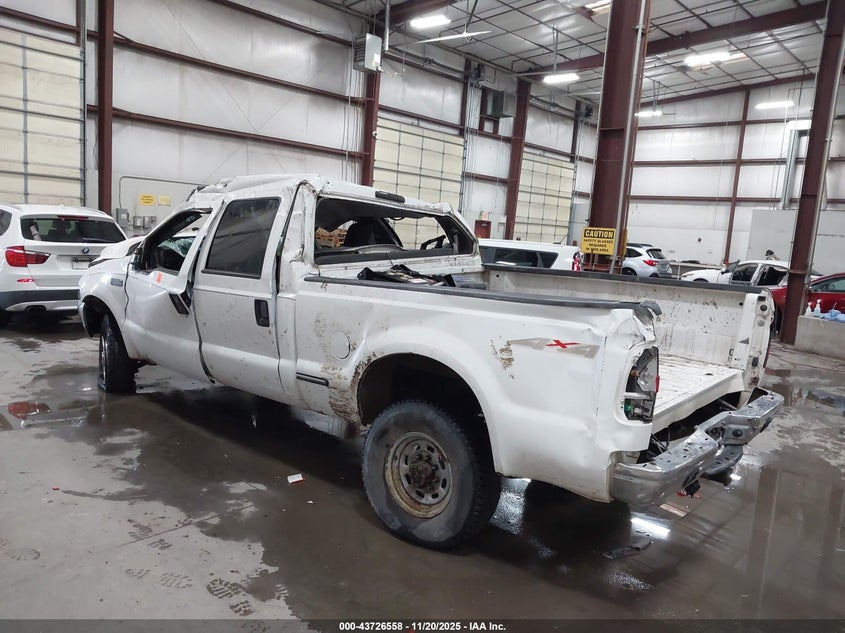 1FTSW31F42EA44133 2002 FORD F350 photo no. 3