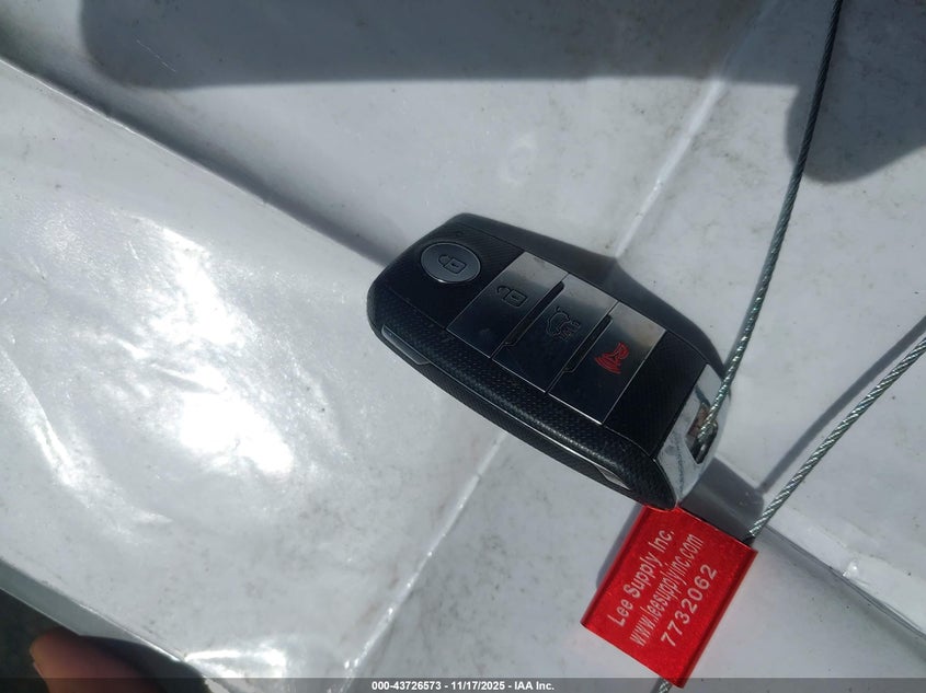 2017 Kia Niro Ex VIN: KNDCC3LC8H5057038 Lot: 43726573