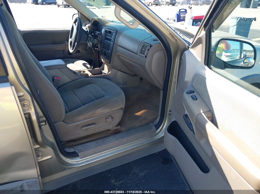 1FMZU63E62UB62955 2002 FORD EXPLORER photo no. 5