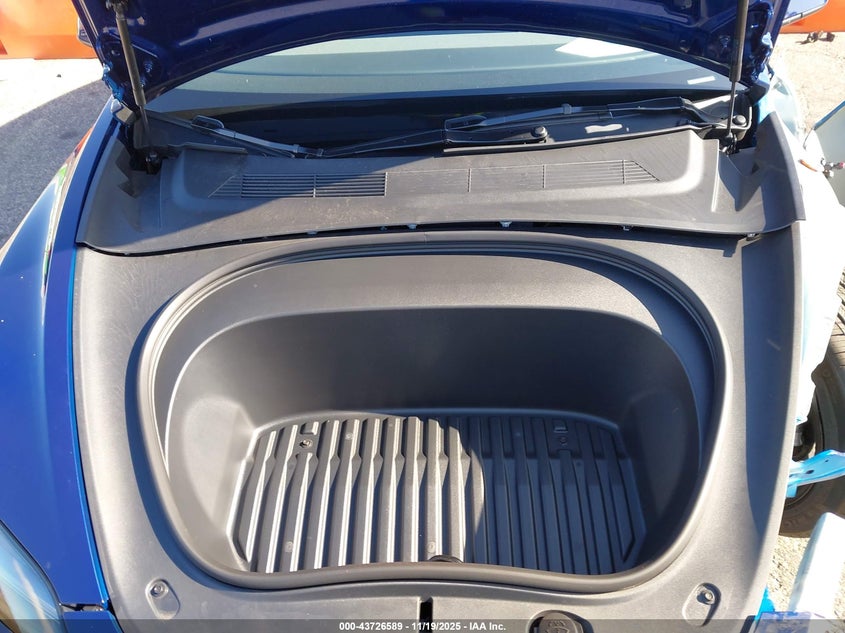 2025 Tesla Model 3 Long Range Rear-Wheel Drive/Standard VIN: 5YJ3E1EA9SF058411 Lot: 43726589