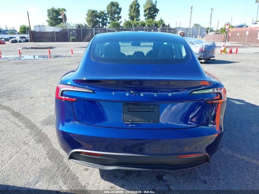 2025 Tesla Model 3 Long Range Rear-Wheel Drive/Standard VIN: 5YJ3E1EA9SF058411 Lot: 43726589