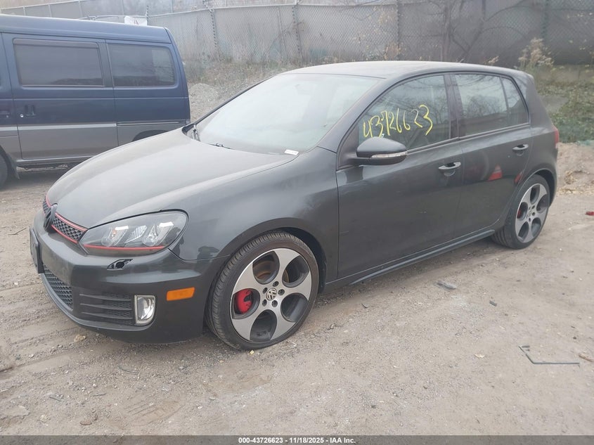 WVWHV7AJ2BW215979 2011 VOLKSWAGEN GTI photo no. 2