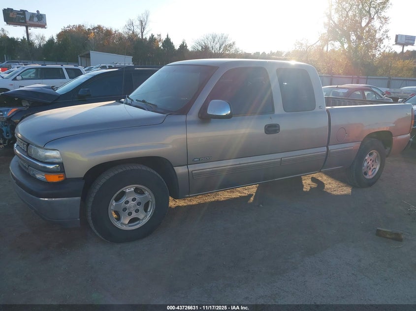 1GCEC19T6YZ120649 2000 CHEVROLET SILVERADO photo no. 2