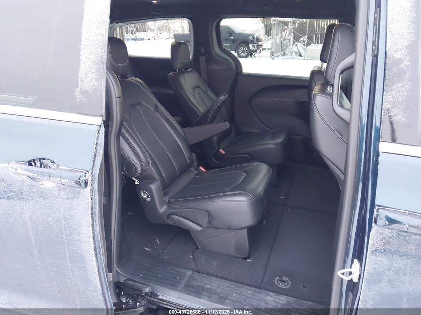 2025 Chrysler Pacifica Select VIN: 2C4RC1BG0SR579076 Lot: 43726688