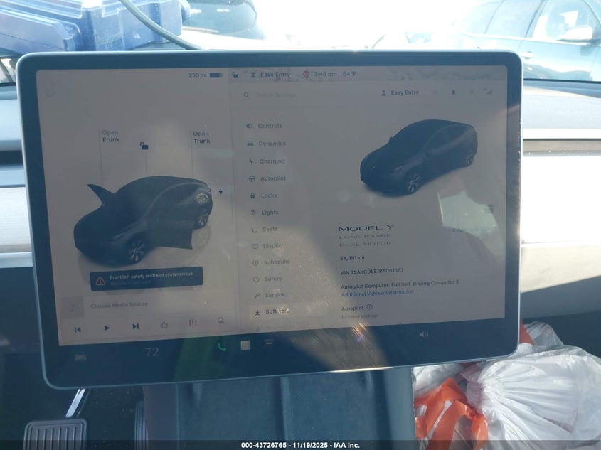 2023 Tesla Model Y Awd/Long Range Dual Motor All-Wheel Drive VIN: 7SAYGDEE1PA061587 Lot: 43726765