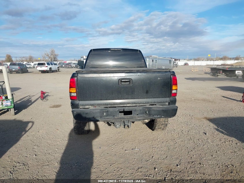 2006 GMC Sierra 2500 VIN: 2GTHK23D56F20B209 Lot: 43726815