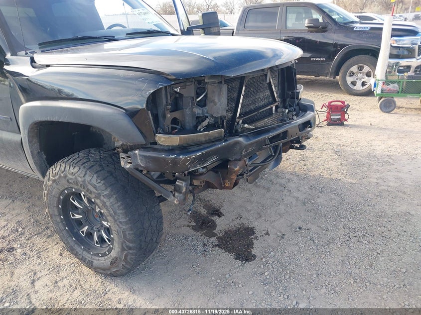 2006 GMC Sierra 2500 VIN: 2GTHK23D56F20B209 Lot: 43726815