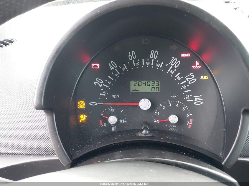 2000 Volkswagen New Beetle Gl VIN: 3VWBC21C1YM413054 Lot: 43726891