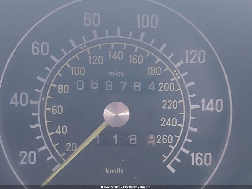 1988 Mercedes-Benz 560 Sl VIN: WDBBA48DXJA085153 Lot: 43726898