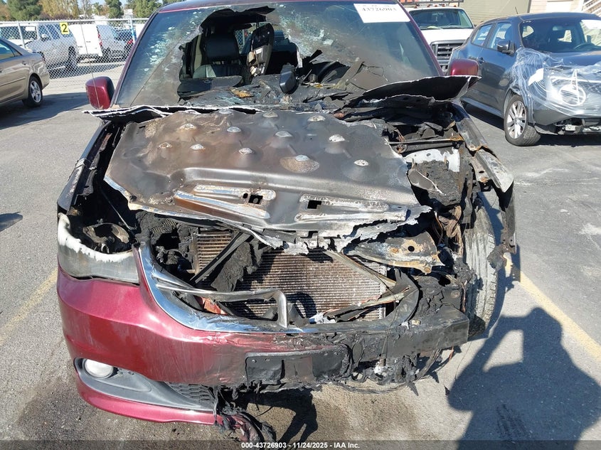 2018 Dodge Grand Caravan Sxt VIN: 2C4RDGCG1JR183946 Lot: 43726903