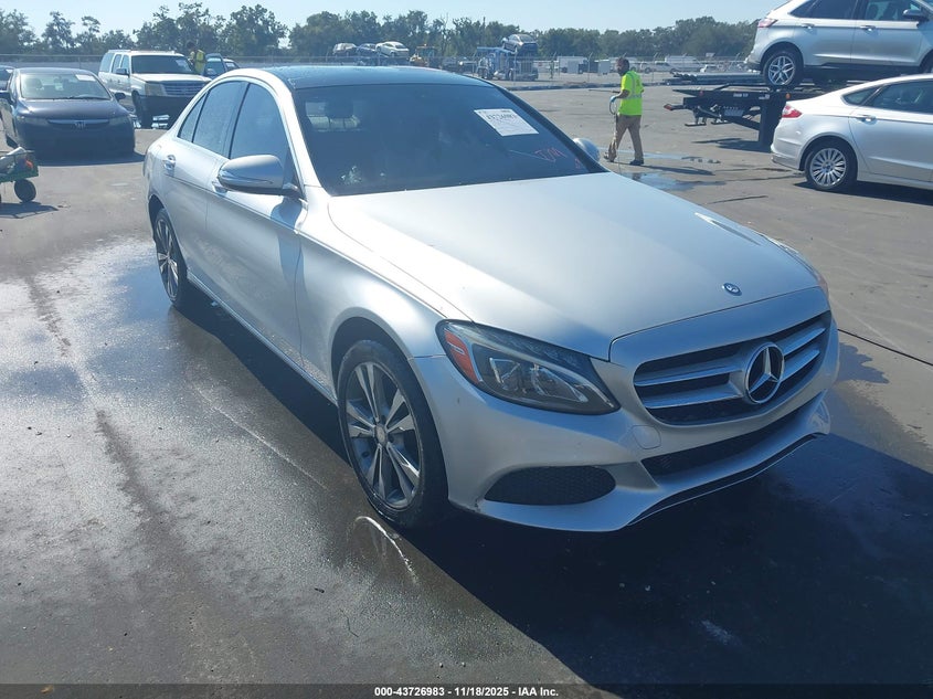 MERCEDES-BENZ C-CLASS 4MATIC/LUXURY 4MATIC/SPORT 4MATIC