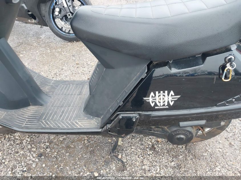 2002 Honda Ch80 VIN: 3H1HF03042D700774 Lot: 43727032