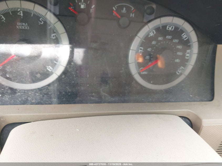 1FMCU03Z78KE48209 2008 FORD ESCAPE photo no. 7