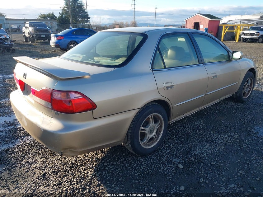 JHMCG56681C031464 2001 HONDA ACCORD photo no. 4
