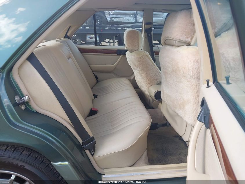 1993 Mercedes-Benz 300 E 2.8 VIN: WDBEA28E6PB964954 Lot: 43727058