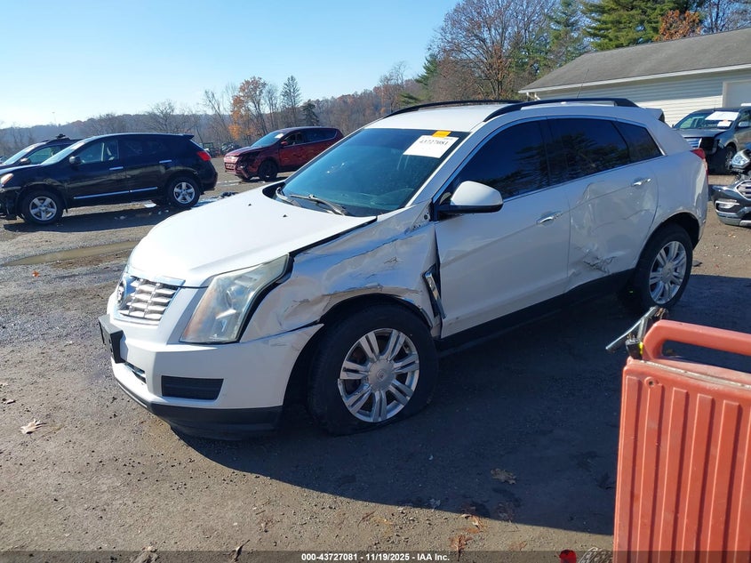 3GYFNAE35FS606703 2015 CADILLAC SRX photo no. 2