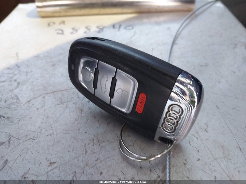 2011 Audi Q5 2.0T Premium VIN: WA1LFAFP1BA070989 Lot: 43727088