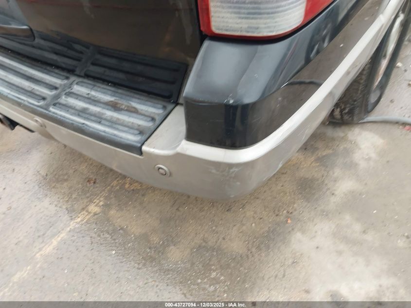 2004 Ford Expedition Eddie Bauer VIN: 1FMPU17L54LB85686 Lot: 43727094