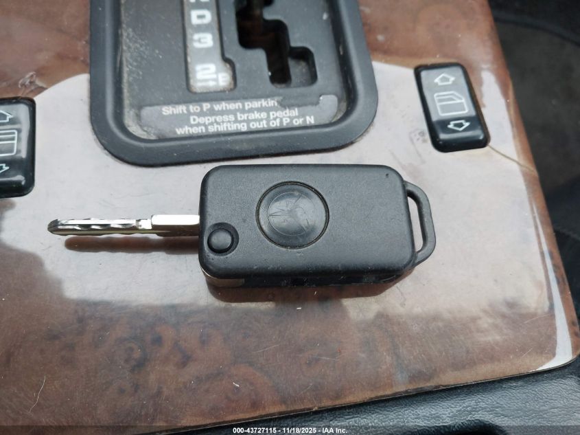 1991 Mercedes-Benz 500 Sl VIN: WDBFA66E2MF022631 Lot: 43727115