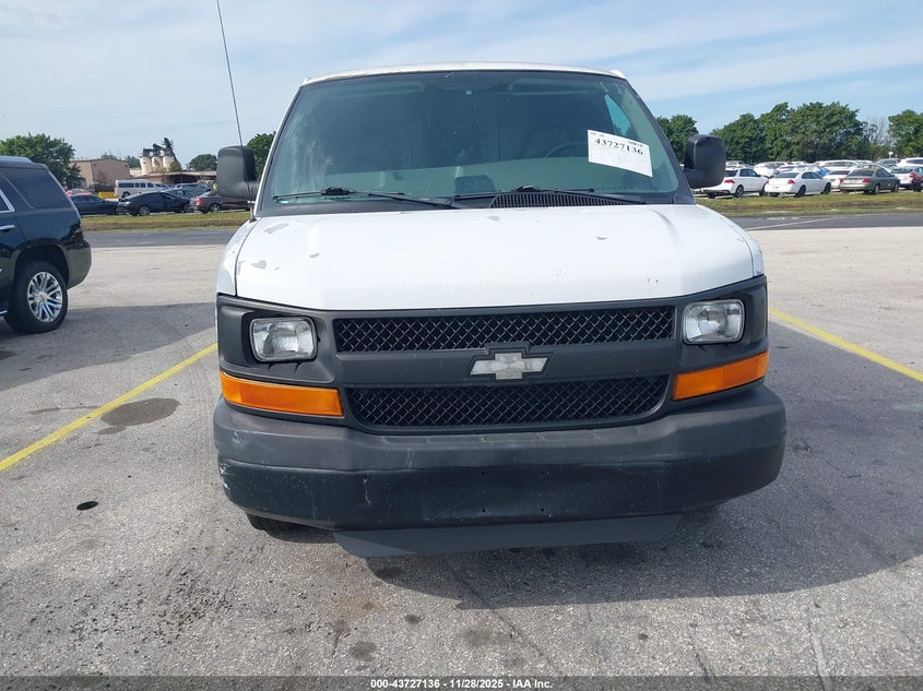 2006 Chevrolet Express Work Van VIN: 1GCGG25V261116152 Lot: 43727136