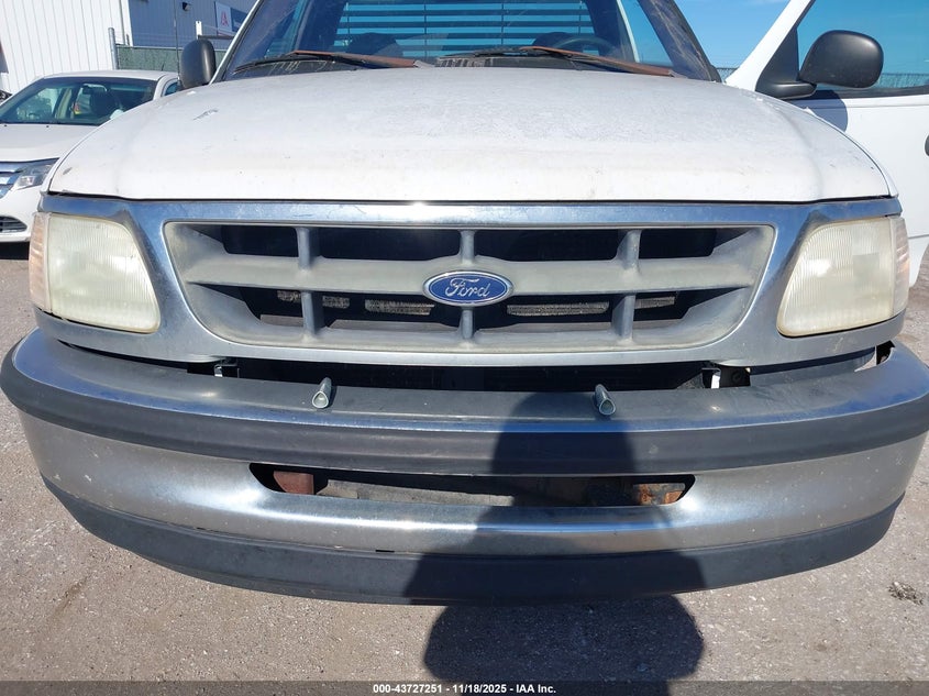 1997 Ford F150 VIN: 1FTDF1726VKA50930 Lot: 43727251